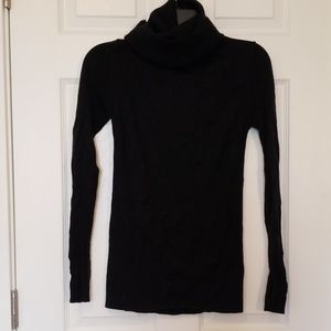 Lululemon Sweat And Savasana Sweater
Black size 2